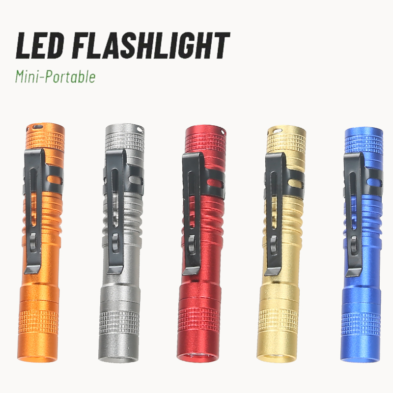 Outdoor Camping Adventure Lamp - مصباح يدوي صغير محمول مع مشبك