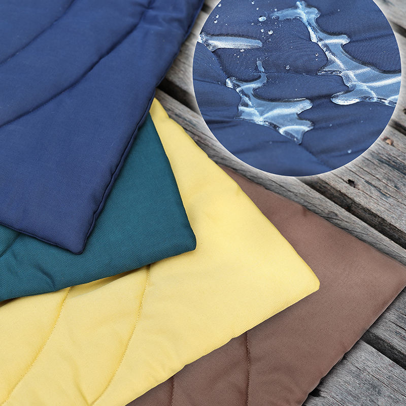 حصيرة الحيوانات الأليفة المحمو - مراجعة Outdoor Camping Dog Bed وسعره