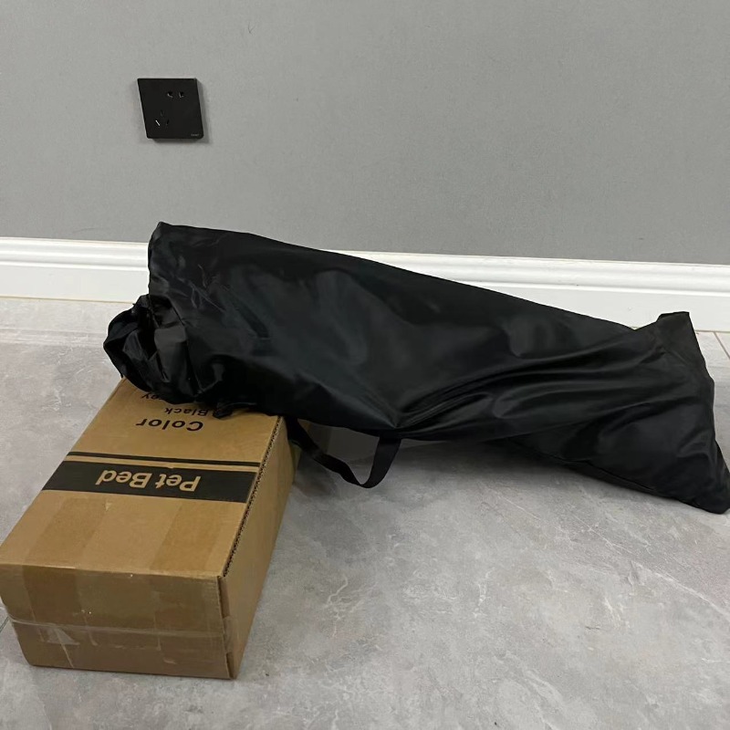 سرير محمول مقاوم للماء ومتين ل - مراجعة Outdoor Camping Dog Bed وسعره